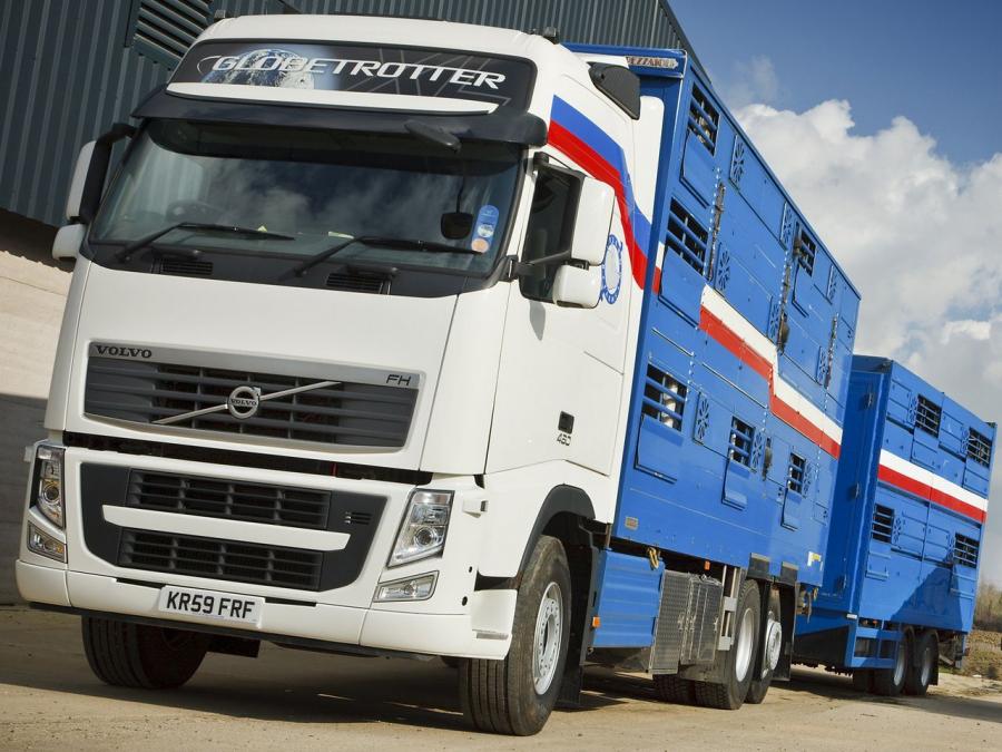  Volvo FH 2005 года  (UK) (фото 10 из 10)